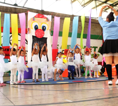 EL CIRCO EN LA NOCHE DE TALENTO CI MARAVILLAS SABANETA (15)