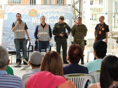 En mi barrio con el alcalde (11)